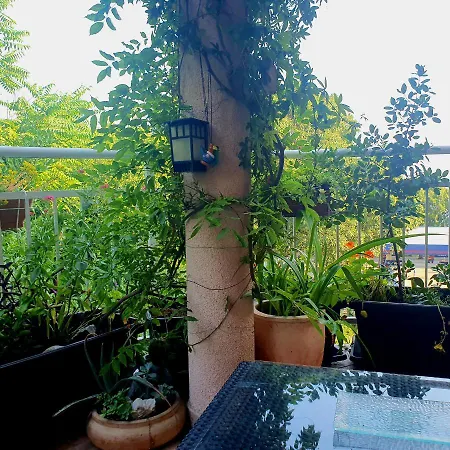 By The Sea Martina Apartman