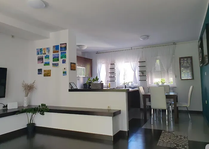 By The Sea Martina Rijeka